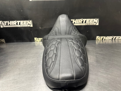 2010 HARLEY DAVIDSON STREET GLIDE C.C. RIDER SEAT S03  #N331