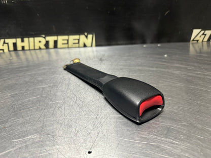 1997-2004 CORVETTE C5 RH PASSENGER SEAT BELT BUCKLE RECEIVER BLCK OEM #N497