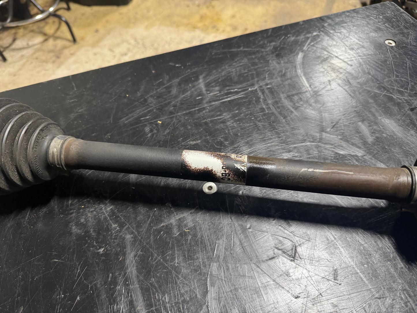 2015-2023 Ford Mustang Rear RIGHT PASSENGER Axle FR33-4K138-BC OEM #N912