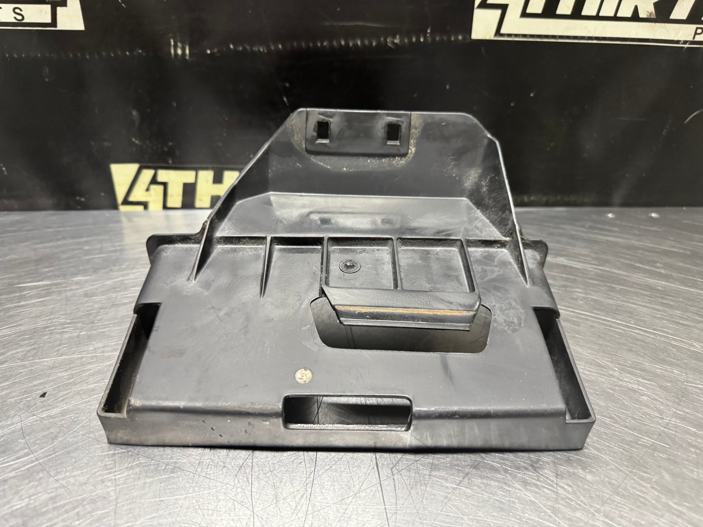 99-02 CHEVY CAMARO PCM/ECM COMPUTER BRACKET 10275815 OEM #N651
