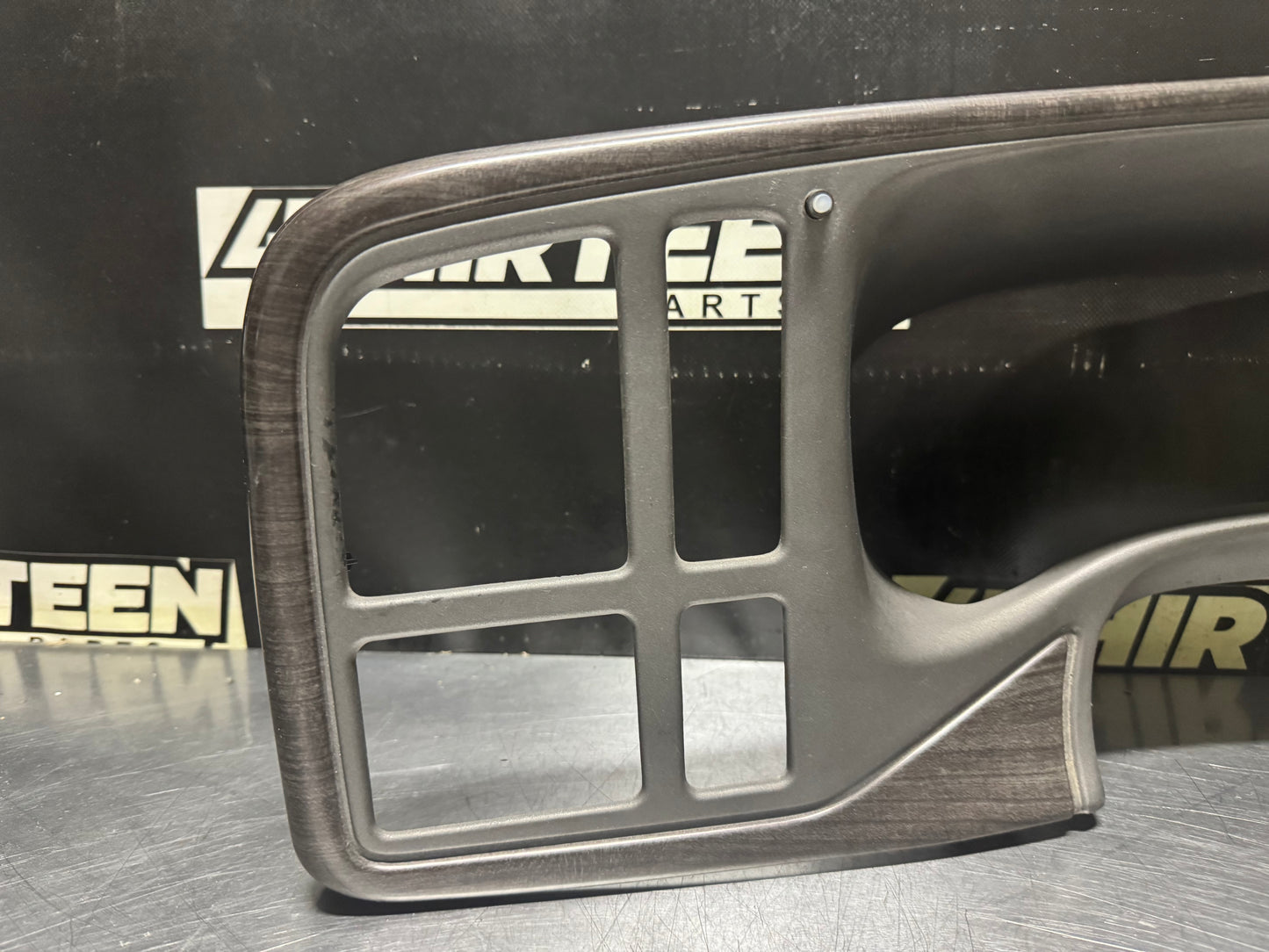 03-06 CHEVY SILVERADO GMC SIERRA GAUGE CLUSTER DASH BEZEL WOOD GRAIN OEM #N563