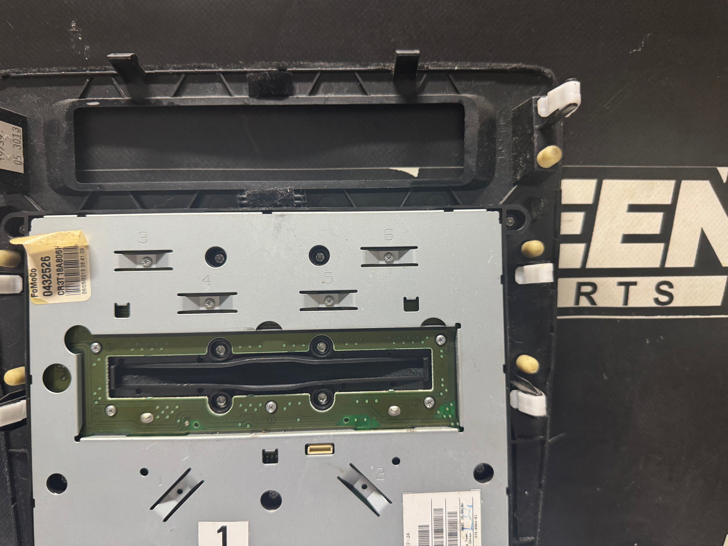 11-14 FORD MUSTANG RADIO TEMPERATURE CONTROL PANEL CR3T-18A802-JA OEM #N425