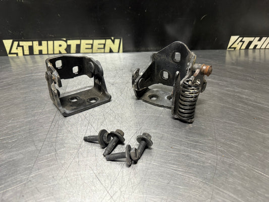 1997 - 2004 CORVETTE C5 RH PASSENGER DOOR HINGES #N554