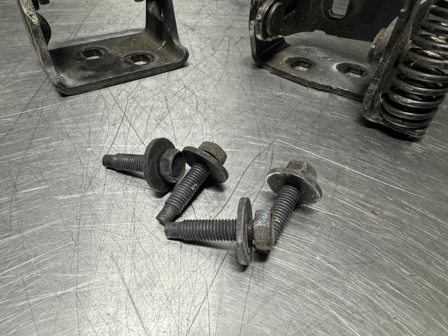 1997 - 2004 CORVETTE C5 RH PASSENGER DOOR HINGES #N554