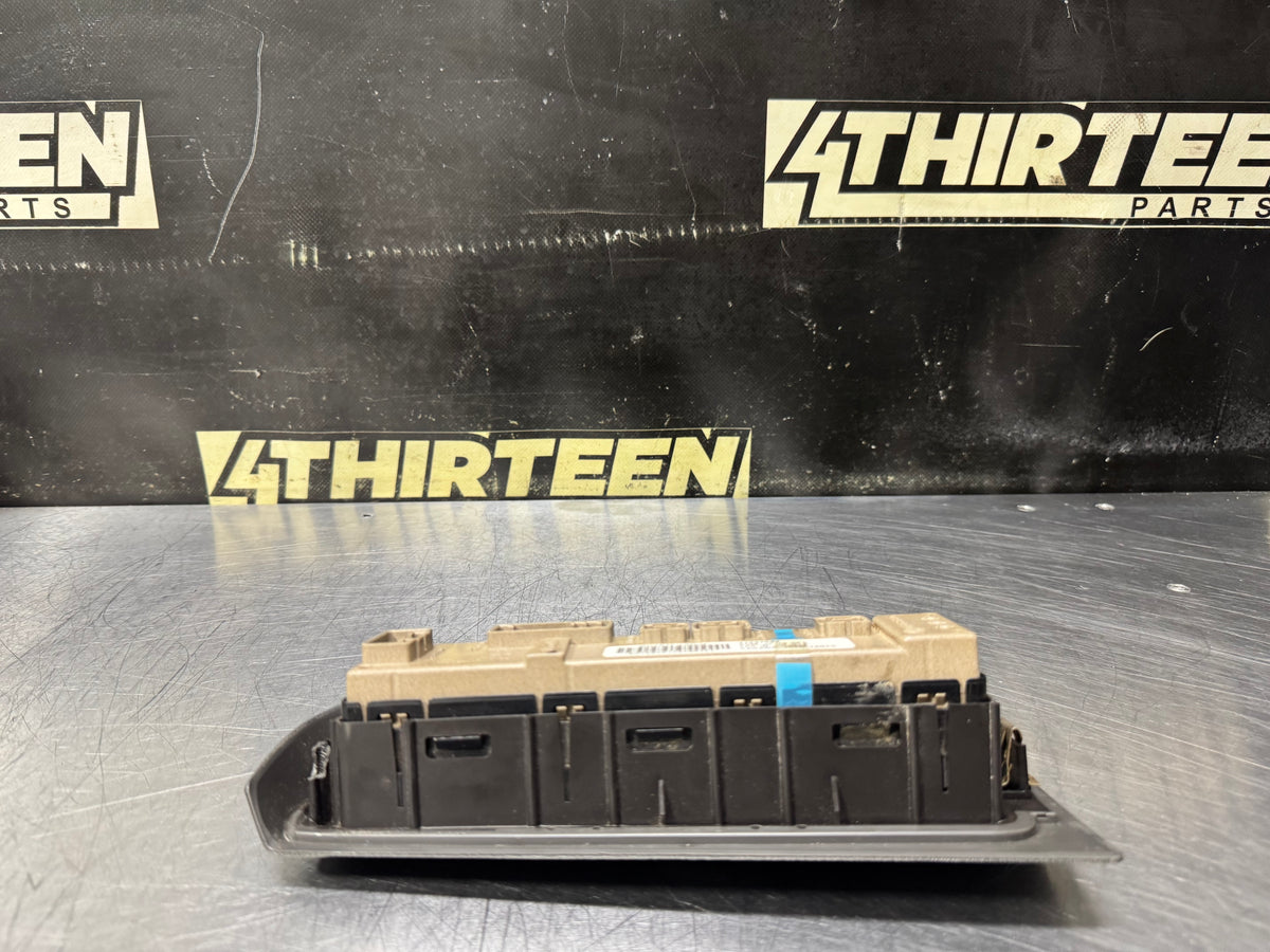 03-07 CHEVY SILVERADO RH PASSENGER WINDOW SWITCH 21997593 OEM #X8