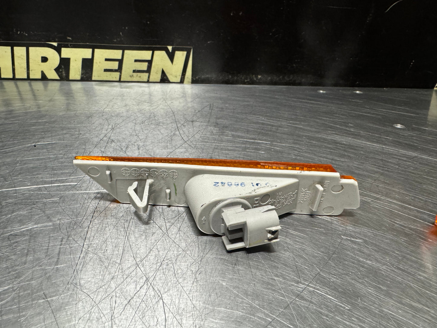 10-15 CHEVROLET CAMARO LH RH FRONT MARKER LIGHTS OEM #N764