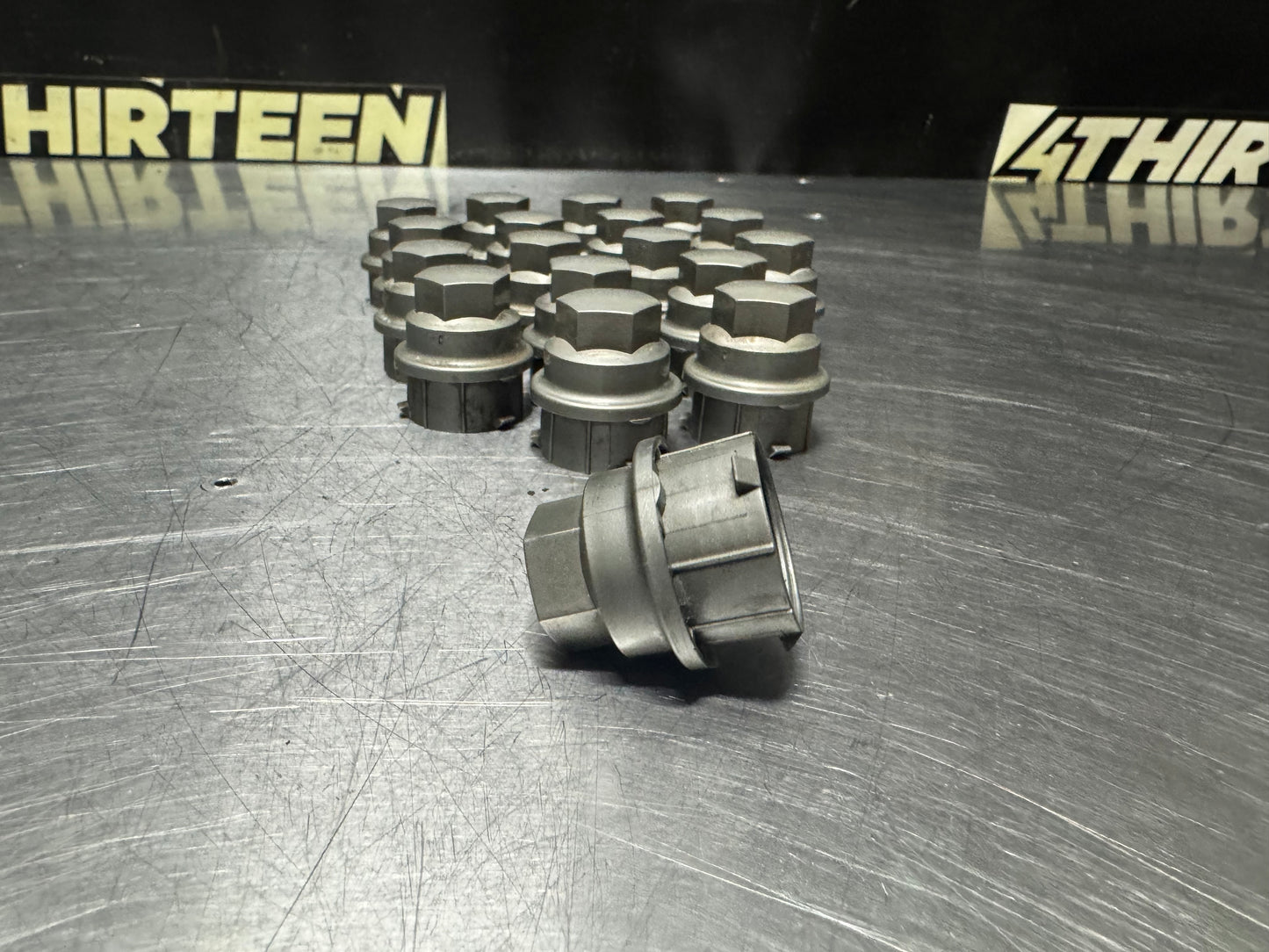 97-04 C5 CORVETTE LUG NUT COVERS SET OF 18 OEM #N460