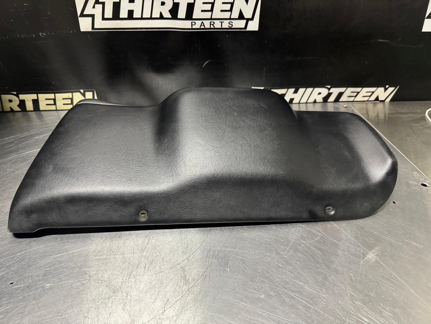 1997 - 2004 CORVETTE C5 OEM KNEE BOLSTER 10281976 OEM #N94