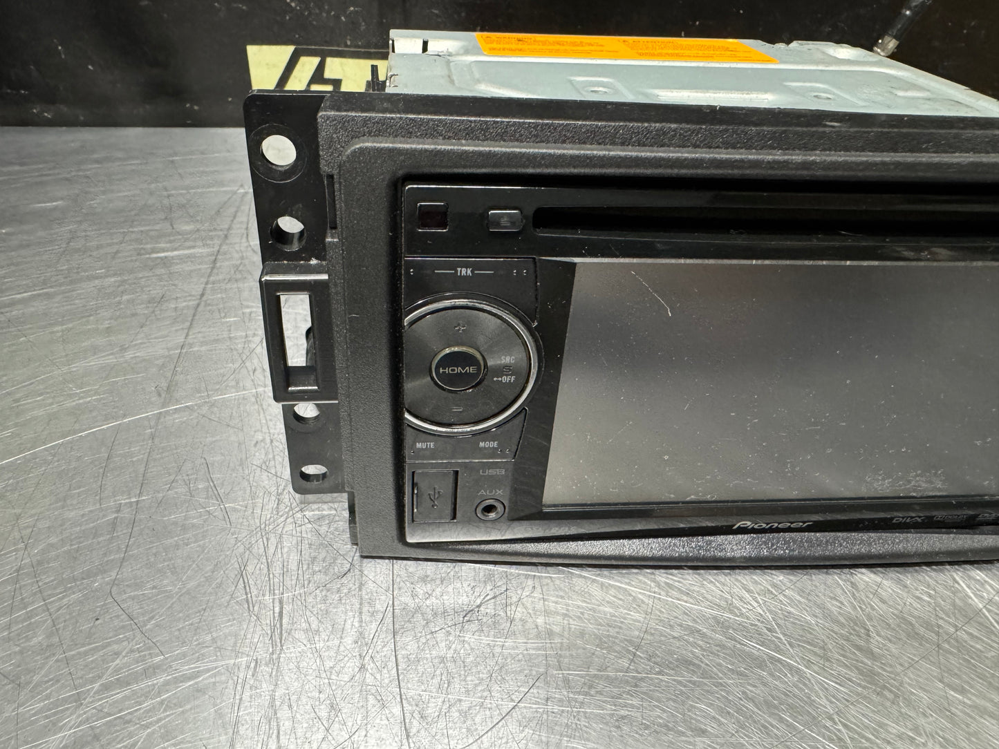 PIONEER AVH-P1400DVD MULTIMEDIA DVD MP3 RADIO RECEIVER #N843