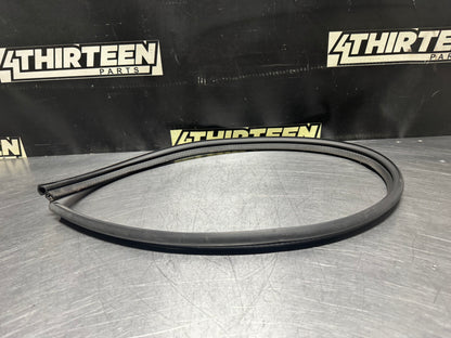97-04 CORVETTE C5 WIPER COWL SEAL OEM #N527