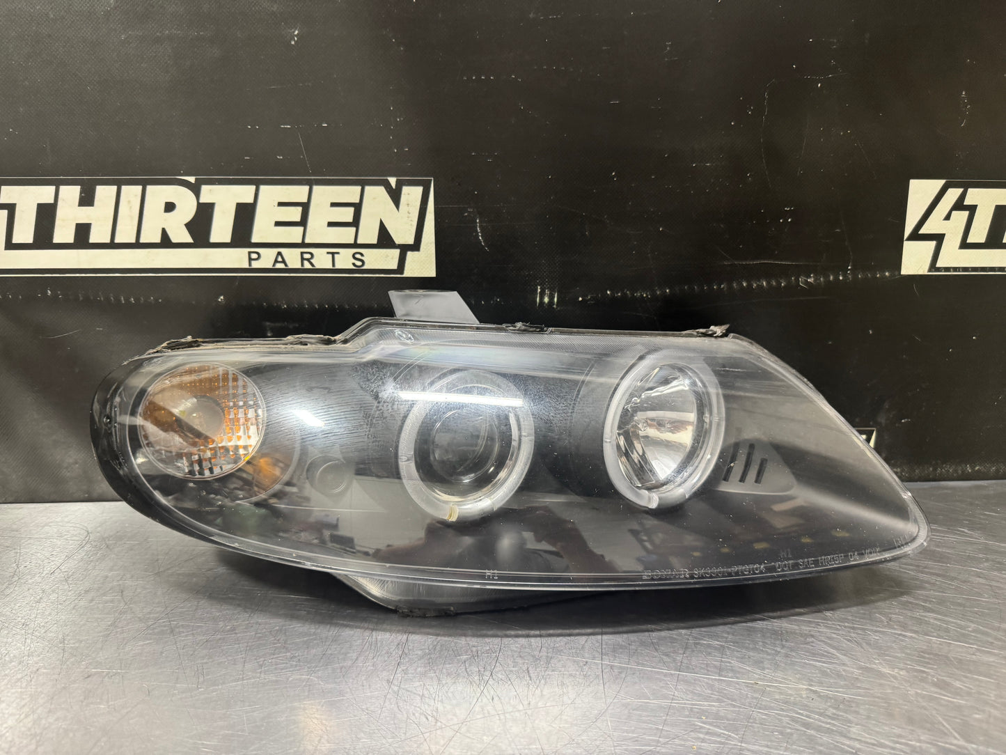 04-06 PONTIAC GTO RH PASSENGER SIDE SPYDER HALO HEADLIGHT #N637