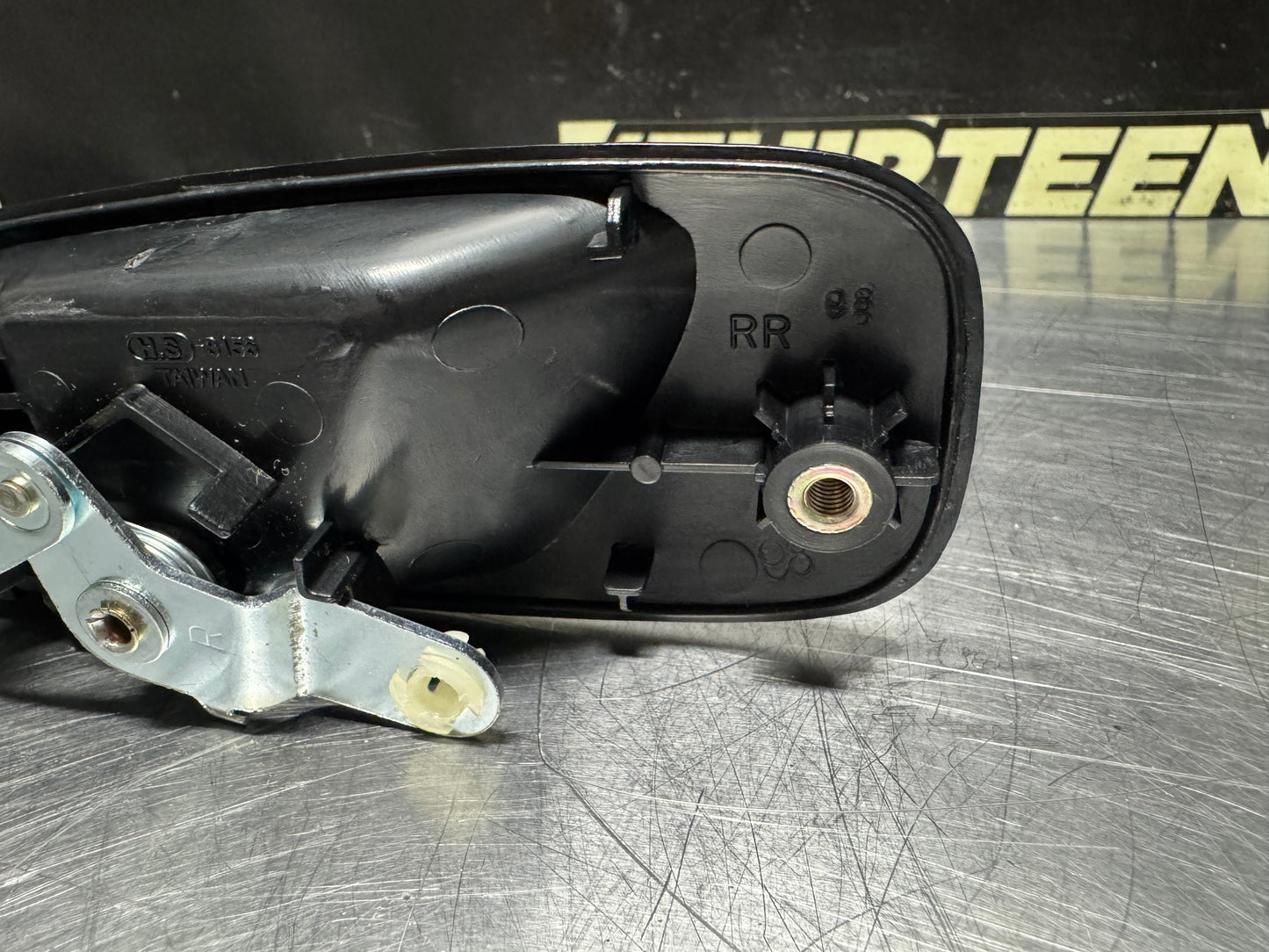 92-95 HONDA CIVIC 4DR RR RIGHT REAR EXTERIOR DOOR HANDLE #N670