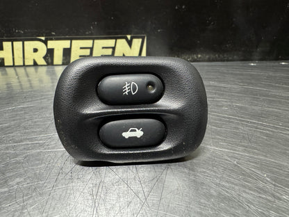 97-04 C5 CORVETTE FOG LIGHT TRUNK RELEASE BUTTON SWITCH 12135155 USED OEM #N775