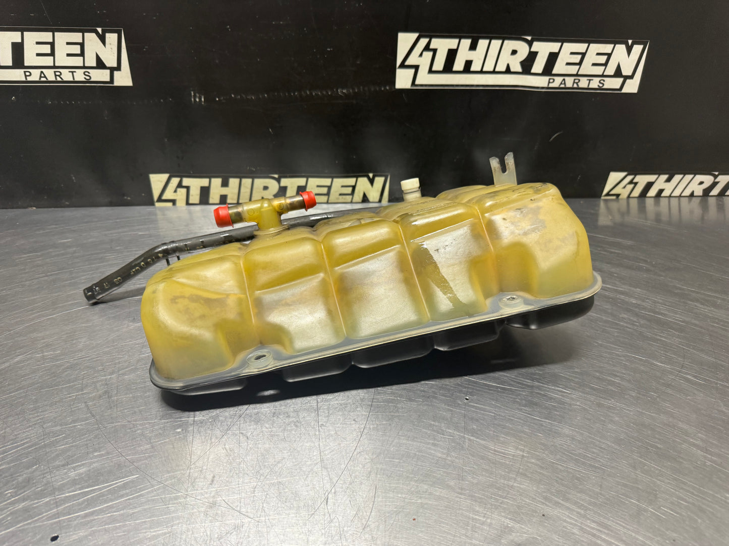 1997-2004 C5 CORVETTE COOLANT RESERVOIR  OEM 10229487 #N401