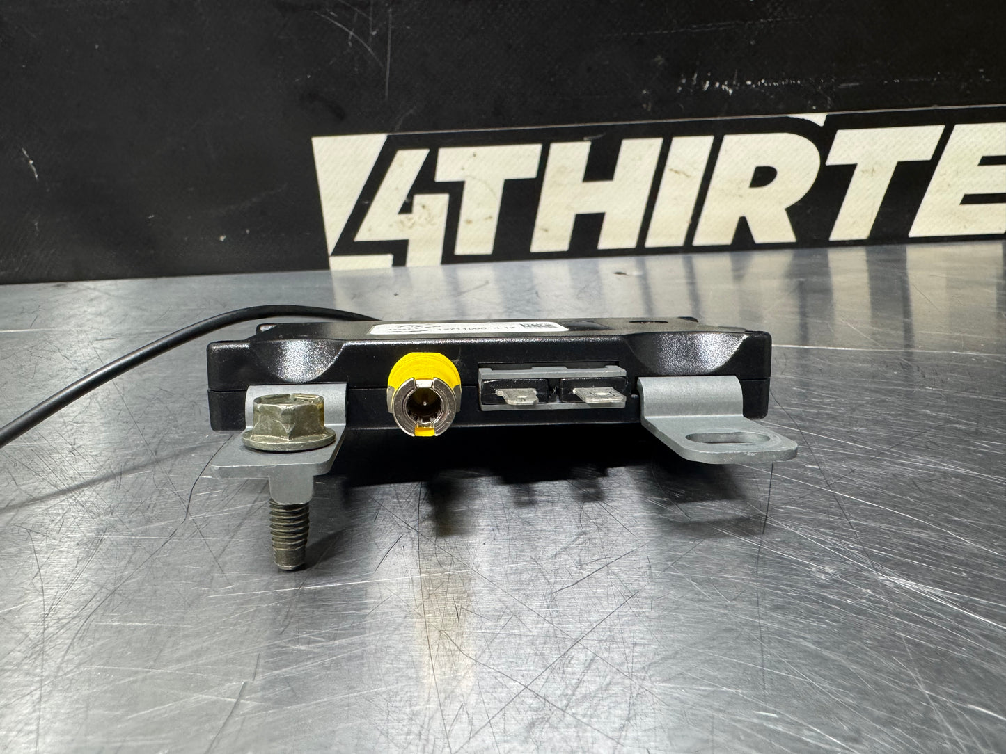04-06 PONTIAC GTO ANTENNA MODULE ASSEMBLY OEM 92156117 #L434