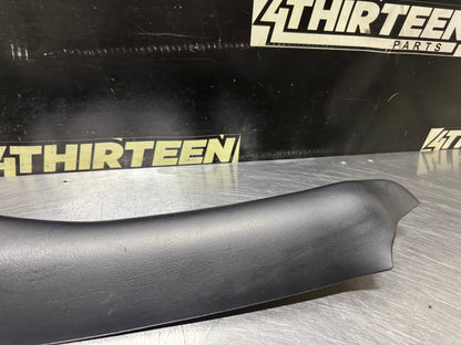 1997-2004 C5 CORVETTE LH DRIVER  FRONT A PILLAR TRIM EBONY OEM #N652