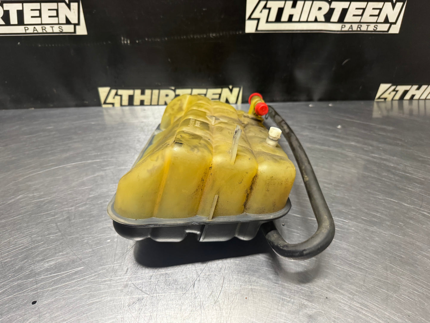 1997-2004 C5 CORVETTE COOLANT RESERVOIR  OEM 10229487 #N401