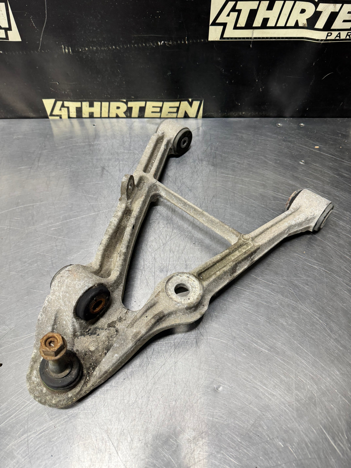97 - 04 C5 CORVETTE LEFT REAR LOWER CONTROL ARM USED OEM