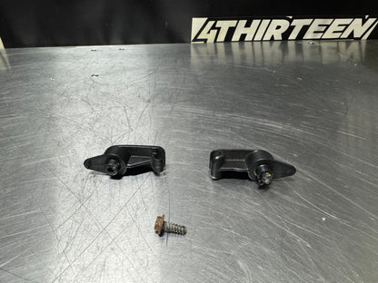 97-04 C5 CORVETTE SUN VISOR CLIPS OEM #N192