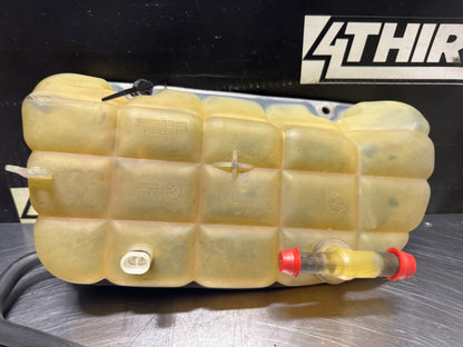 1997-2004 C5 CORVETTE COOLANT RESERVOIR  OEM 10229487 #485