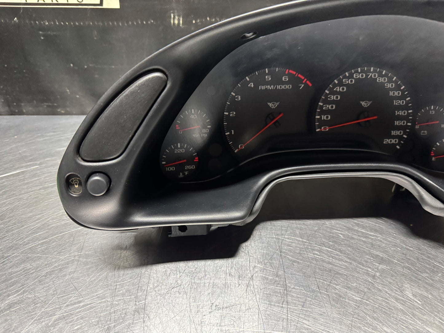 1997 - 2004 CORVETTE C5 OEM USED CLUSTER #N755