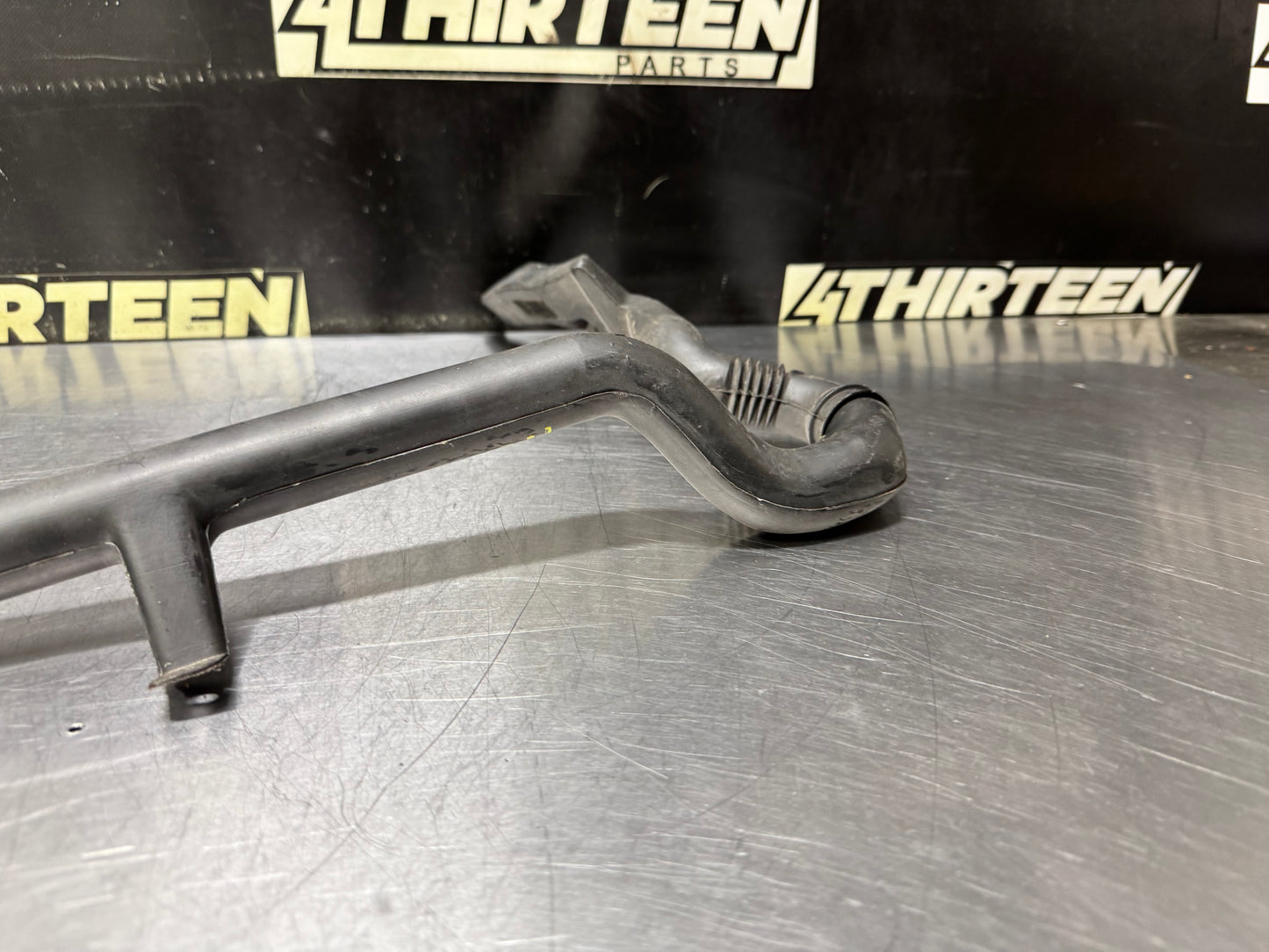 97-04 CORVETTE C5 LEFT DRIVER DASHBOARD DEFROST DUCT TUBE OEM #N861