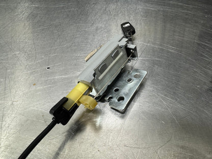 2005-2013 CORVETTE FUEL FILLER DOOR RELEASE SOLENOID LATCH NEW GM #X25