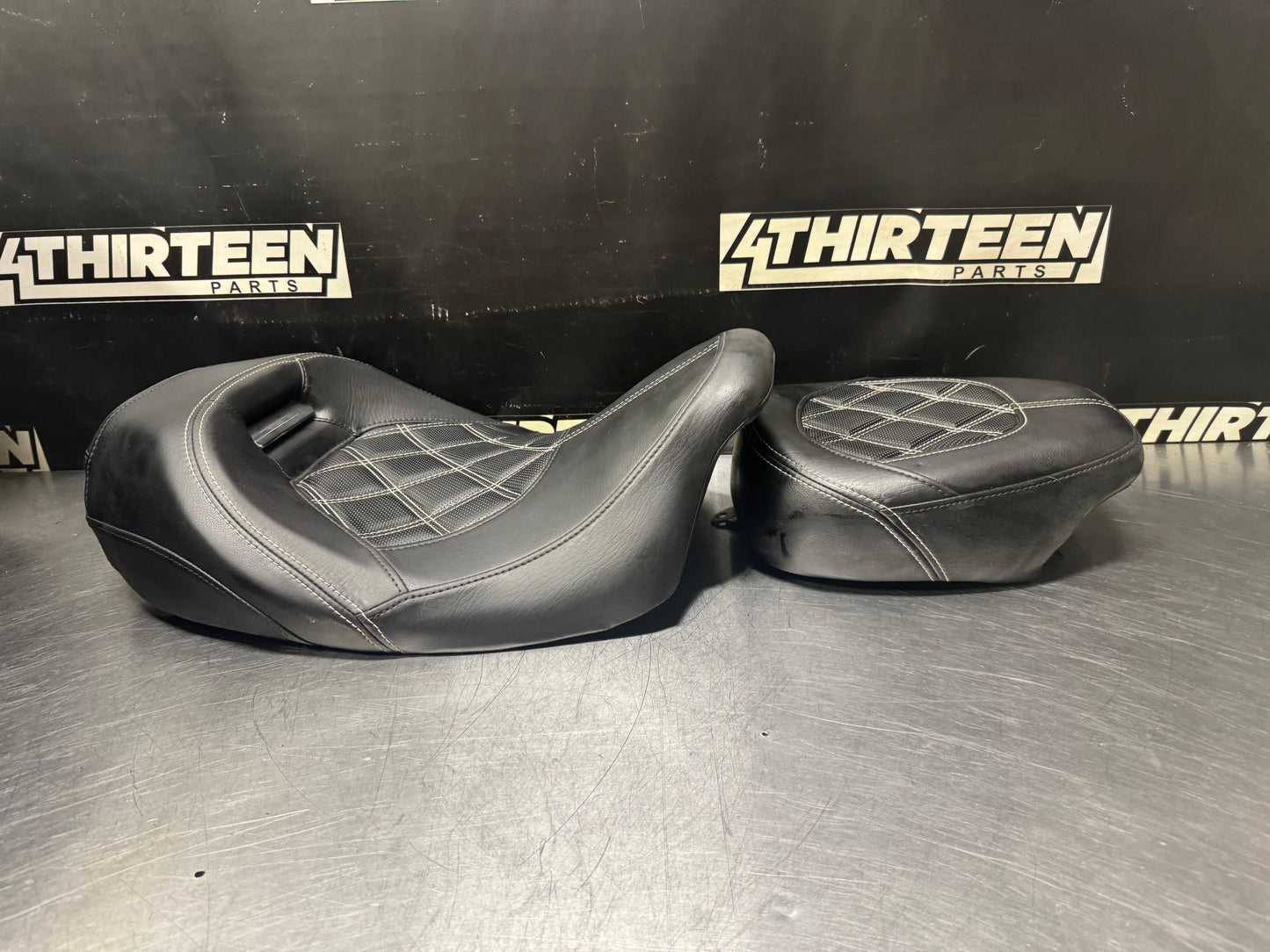 2010 HARLEY DAVIDSON STREET GLIDE 2 UP SEAT #N332