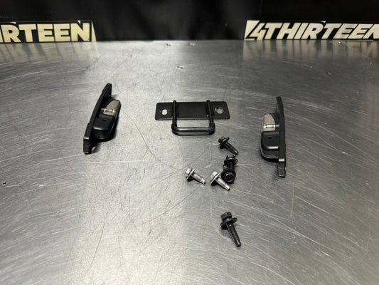 97-04 C5 CORVETTE TARGA TOP STRIKER SET OEM #N190