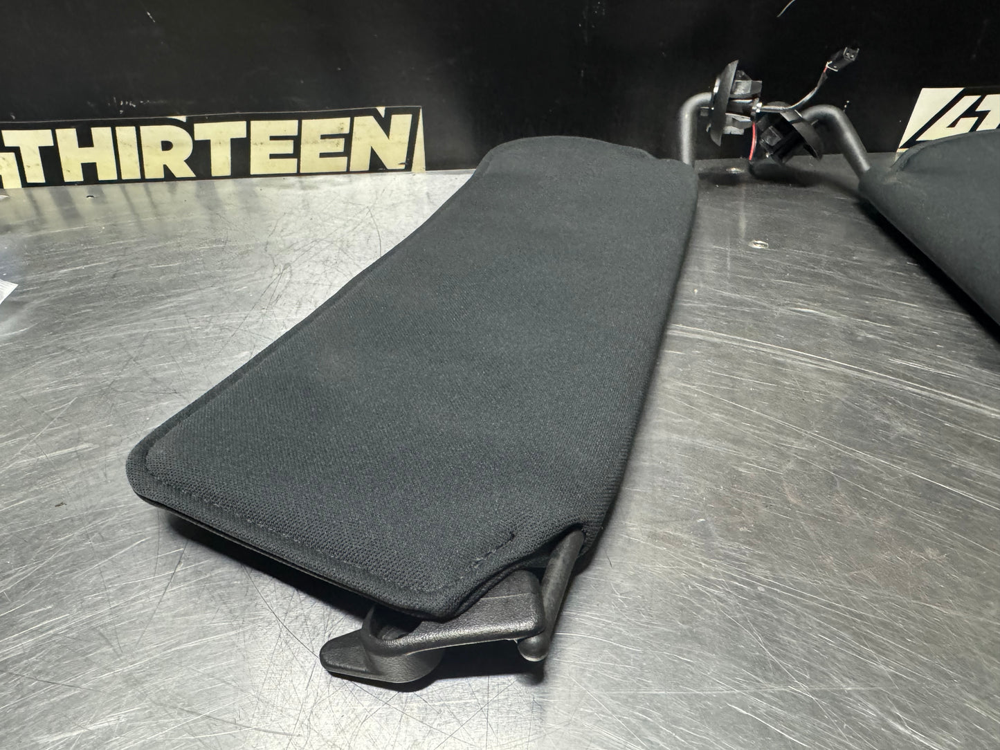 97-04 CORVETTE C5 AFTERMARKET SUN VISORS PAIR #N124