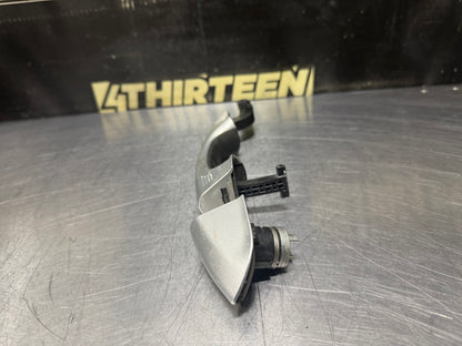 2015 FORD MUSTANG GT LH DRIVER SIDE EXTERIOR DOOR HANDLE SILVER OEM #V18