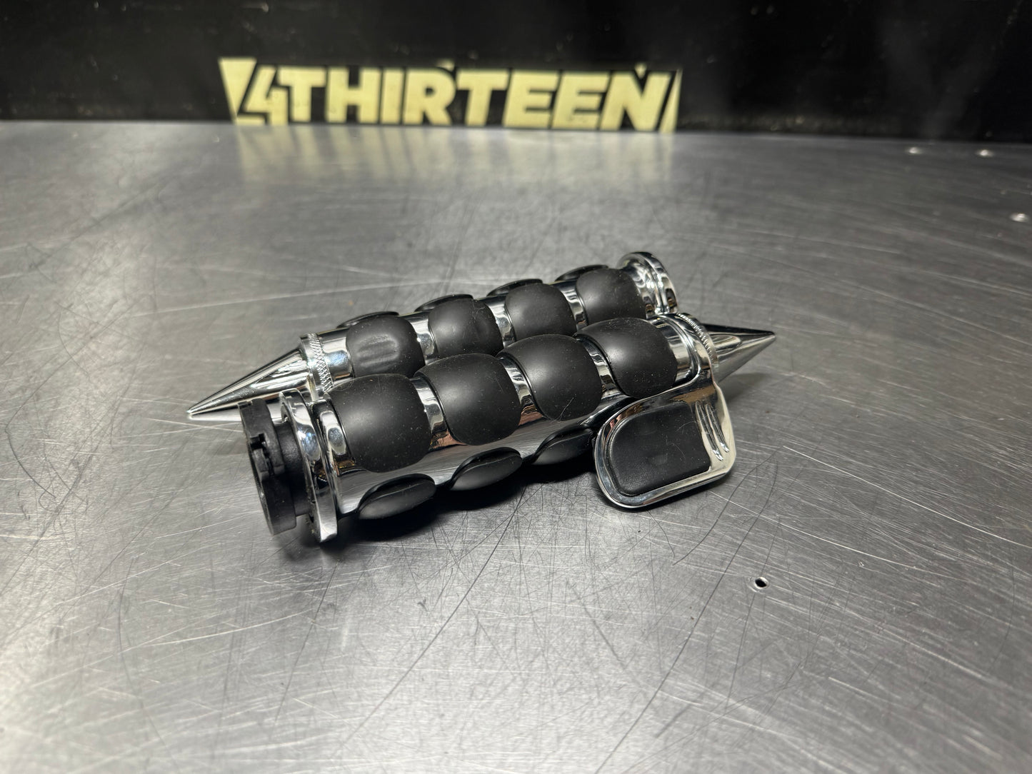 AFTERMARKET MOTORCYCLE SPIKE HANDLE BAR GRIPS FOR HARLEY DAVIDSON #N789