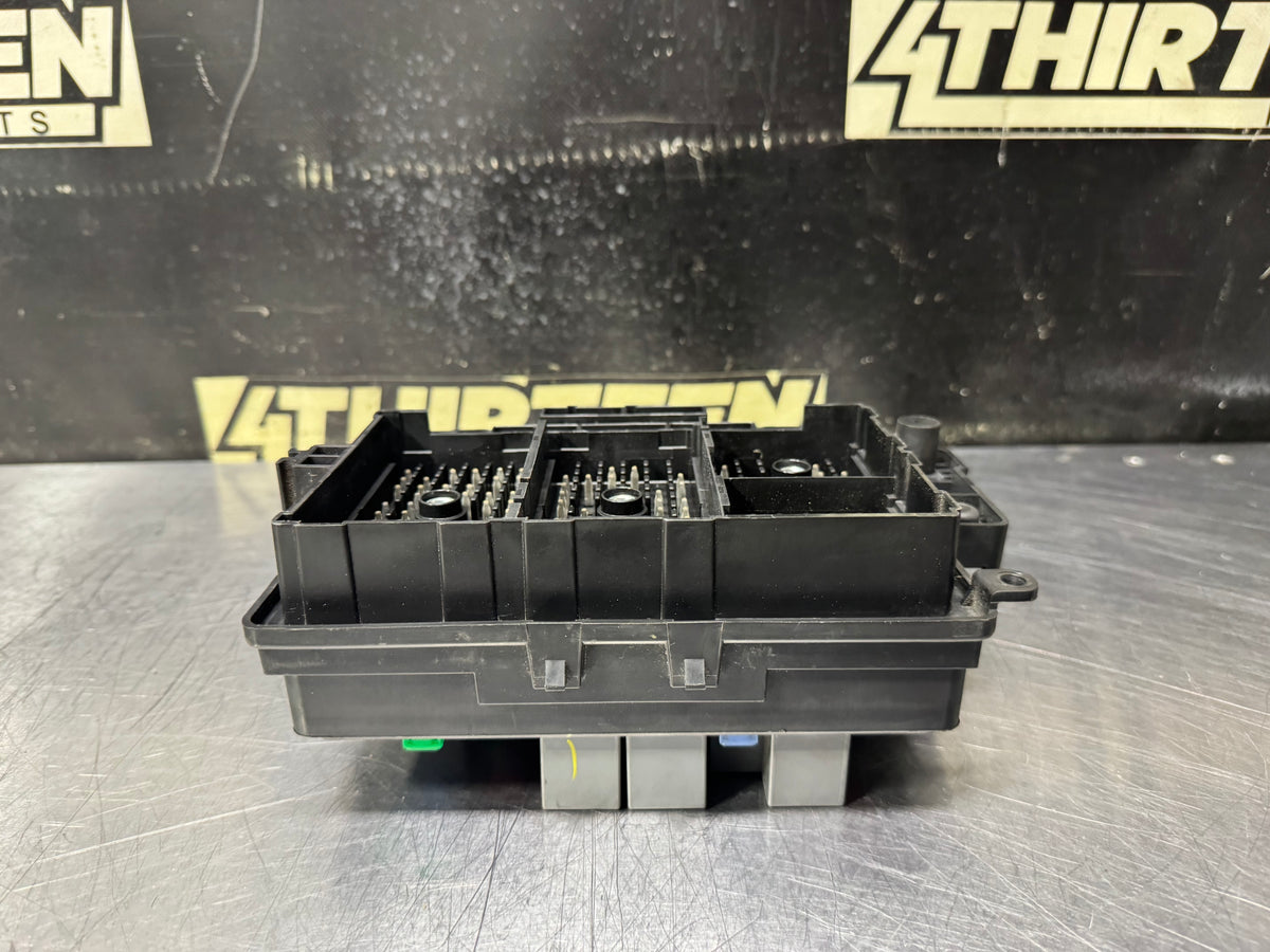 03-05 CHEVY SILVERADO GMC SIERRA 2500 ENGINE BAY FUSE BOX 15115615-02 OEM #X37
