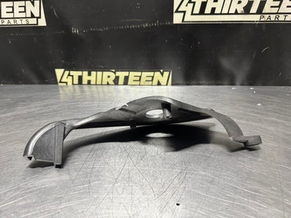 97-04 C5 CORVETTE LH DRIVER SIDE FOG LIGHT MOUNTING BRACKET OEM #N561
