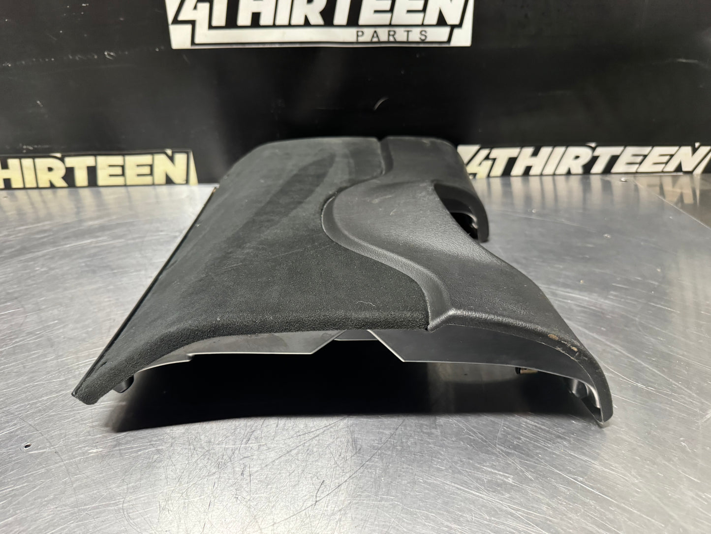 04-06 PONTIAC GTO LOWER DASH FUSE PANEL COVER OEM #N126