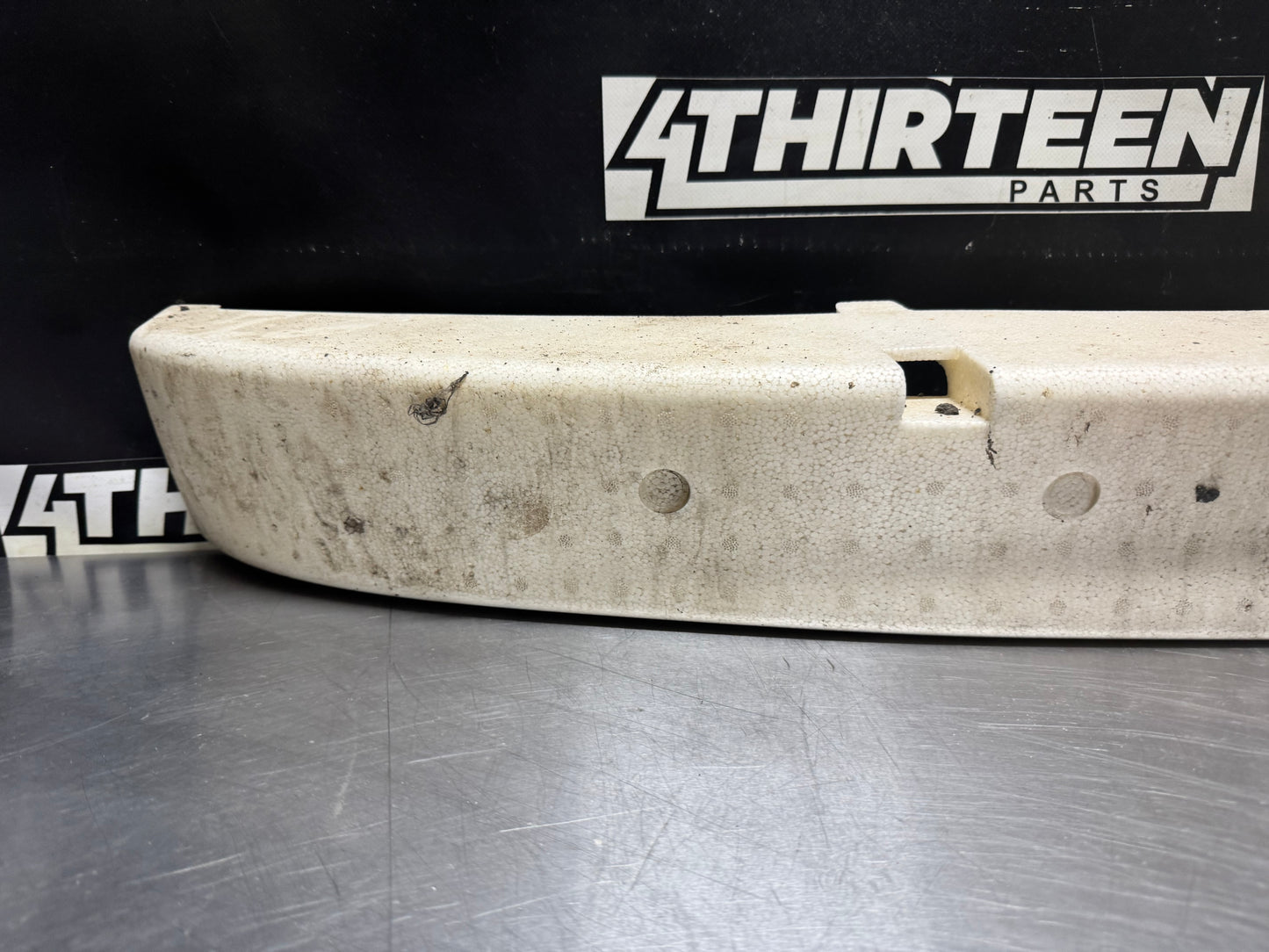 04-06 PONTIAC GTO REAR BUMPER ENERGY ABSORBER OEM 92119495 #N432