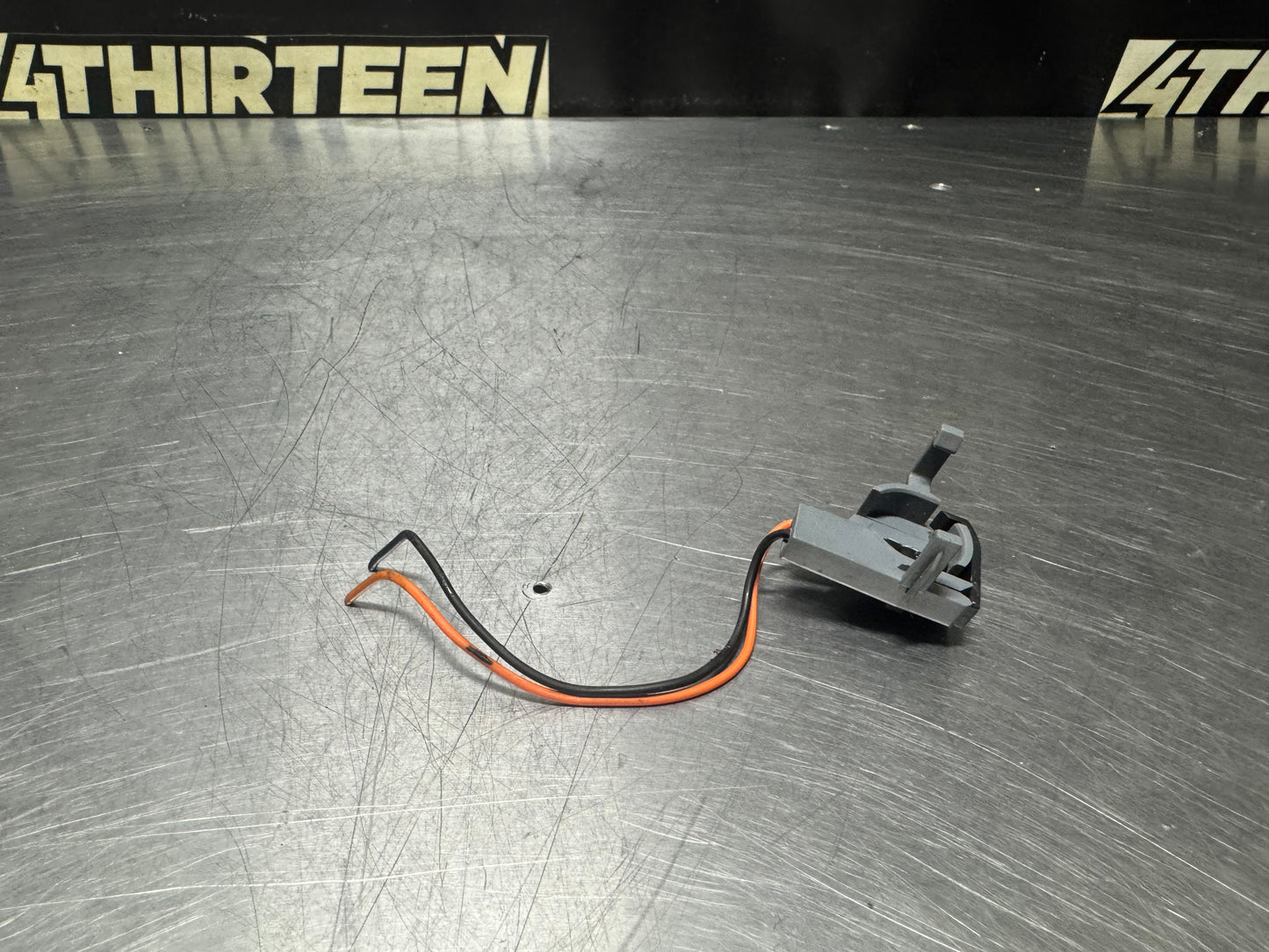 97-04 C5 CORVETTE LIGHTER PIGTAIL OEM #N361