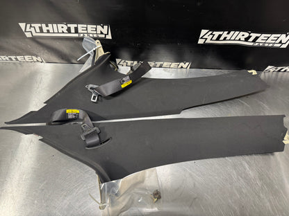 04-06 PONTIAC GTO C PILLAR INTERIOR TRIM SET LH AND RH WITH SEAT BELTS #L421