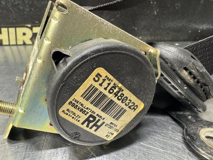 04-06 PONTIAC GTO RIGHT HAND SEATBELT WITH RETRACTOR OEM #X35