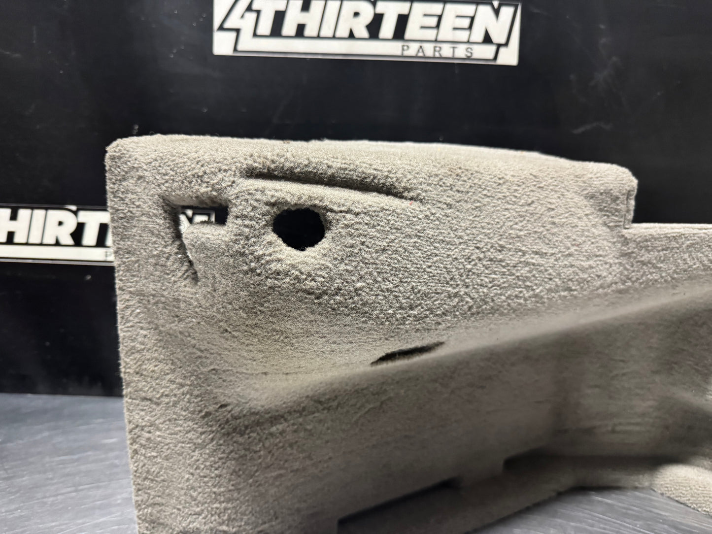 97-04 C5 CORVETTE LH DRIVER REAR TRUNK CARGO CARPET 10275953 OEM #N471