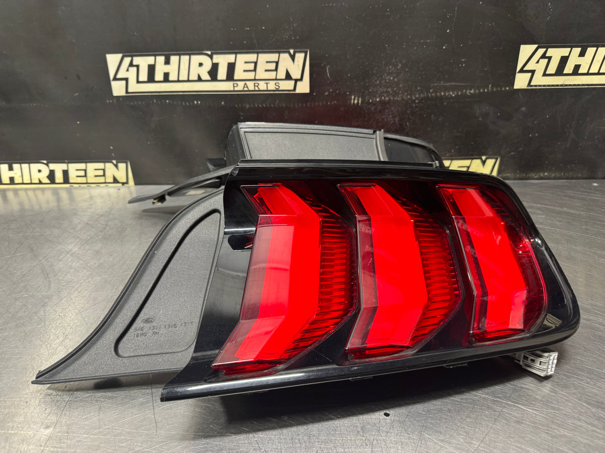 15-17 MUSTANG GT TAIL LIGHTS LH RH DRIVER AND PASSENGER SIDE OEM #N976