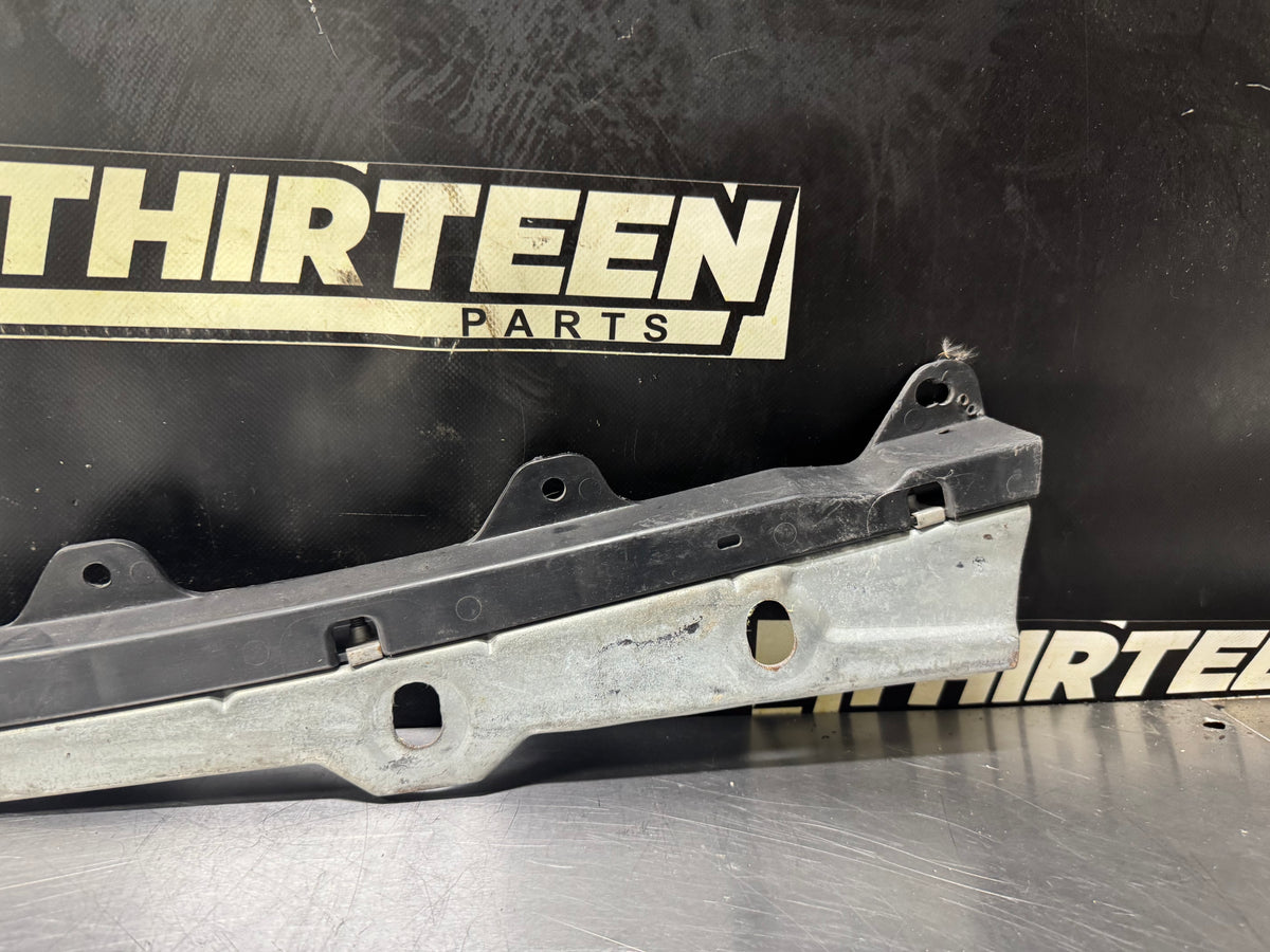 1997-2004 C5 CORVETTE USED OEM FRONT BUMPER FASCIA RETAINER 10256973 #N889