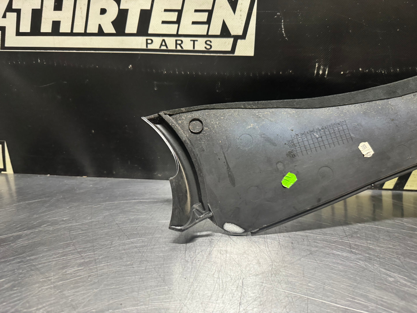 04-06 PONTIAC GTO LH BLK CONSOLE TRIM PANEL 92156764 OEM #N571