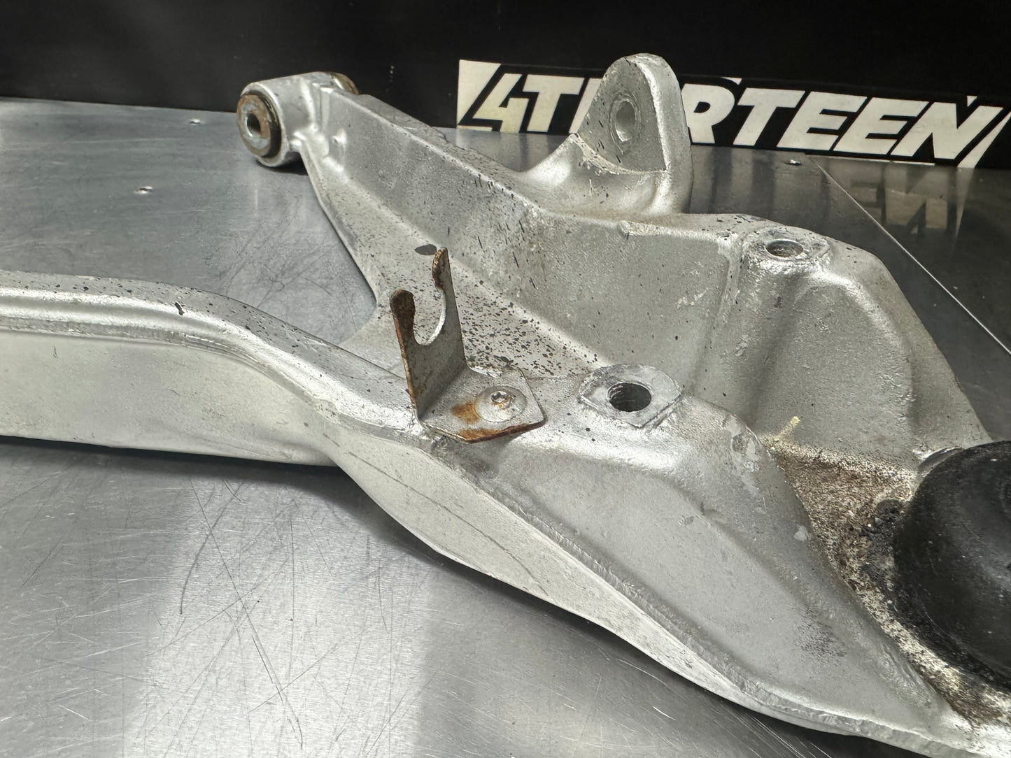 1997-2004 C5 CORVETTE FRONT LOWER CONTROL ARM RH 10233630 #N81