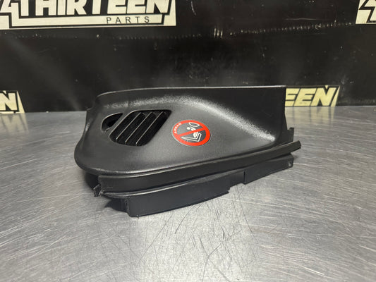 04-06 PONTIAC GTO RH PASSENGER SIDE DEFROST VENT TRIM OEM #N615