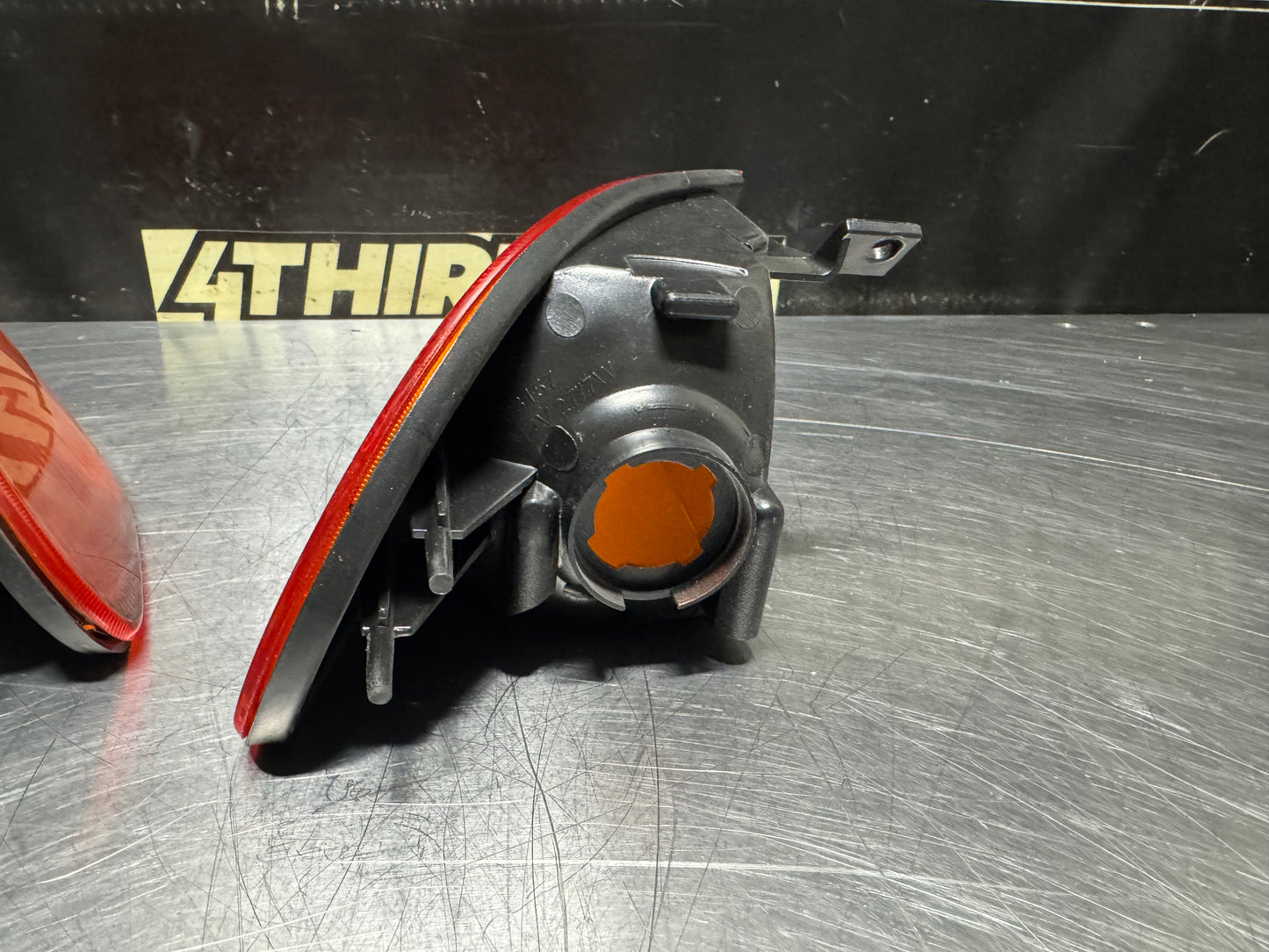 92-95 HONDA CIVC COUPE/HATCHBACK AMBER TURN SIGNAL CORNER LIGNTS #N659