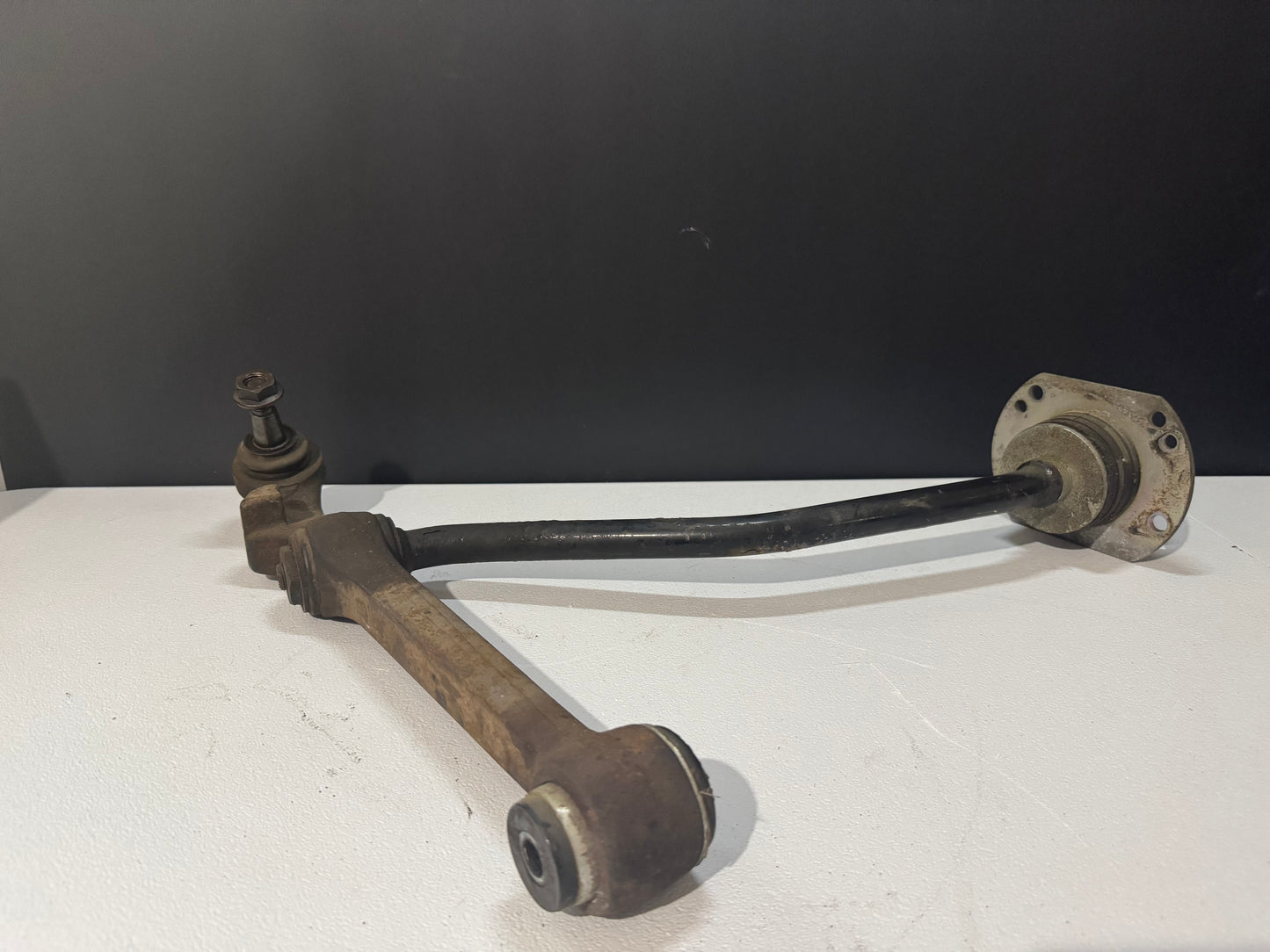 04-06 PONTIAC GTO LH DRIVER FRONT CONTROL ARM AND RADIUS OEM #K6