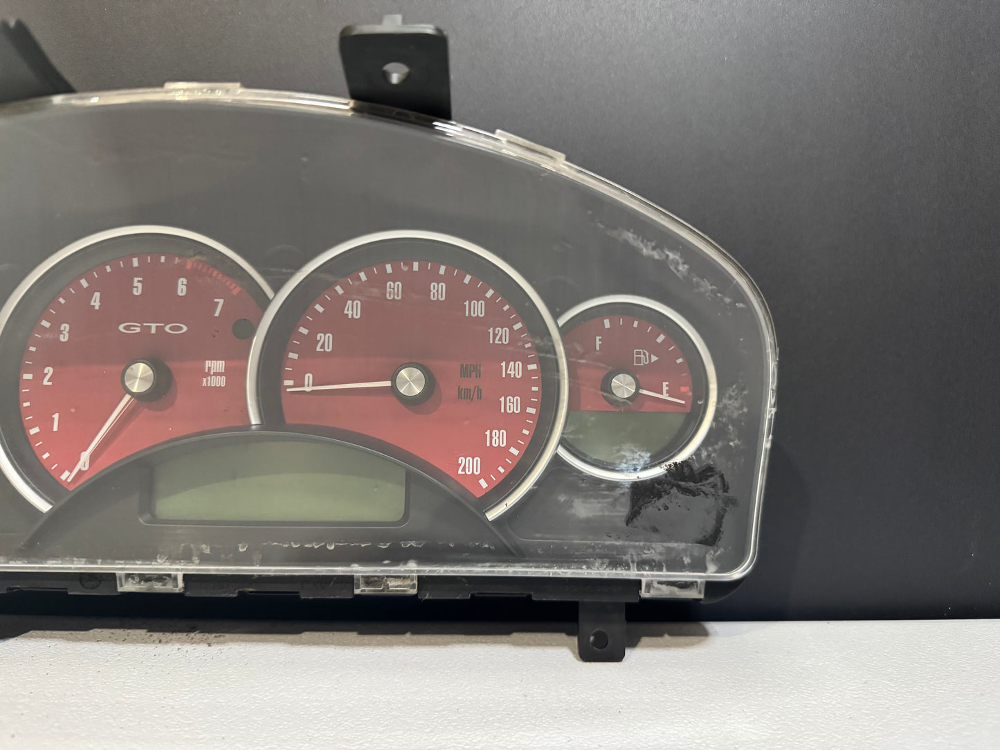 04-06 PONTIAC GTO INSTRUMENT GAUGE CLUSTER RED 92174647 OEM #K10