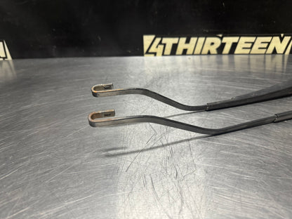 04-06 PONTIAC GTO WINDSHIELD WIPER ARMS OEM #N307