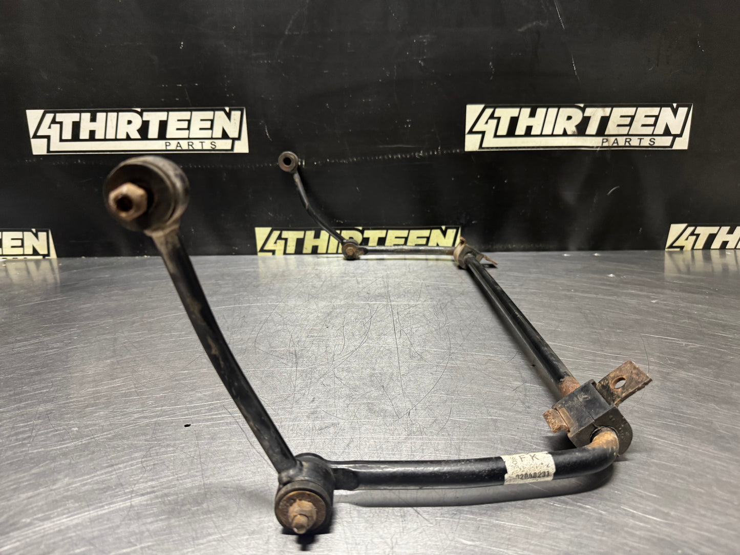 04-06 PONTIAC GTO REAR STABILIZER SWAY BAR W/ END LINKS 92048231 OEM #N539